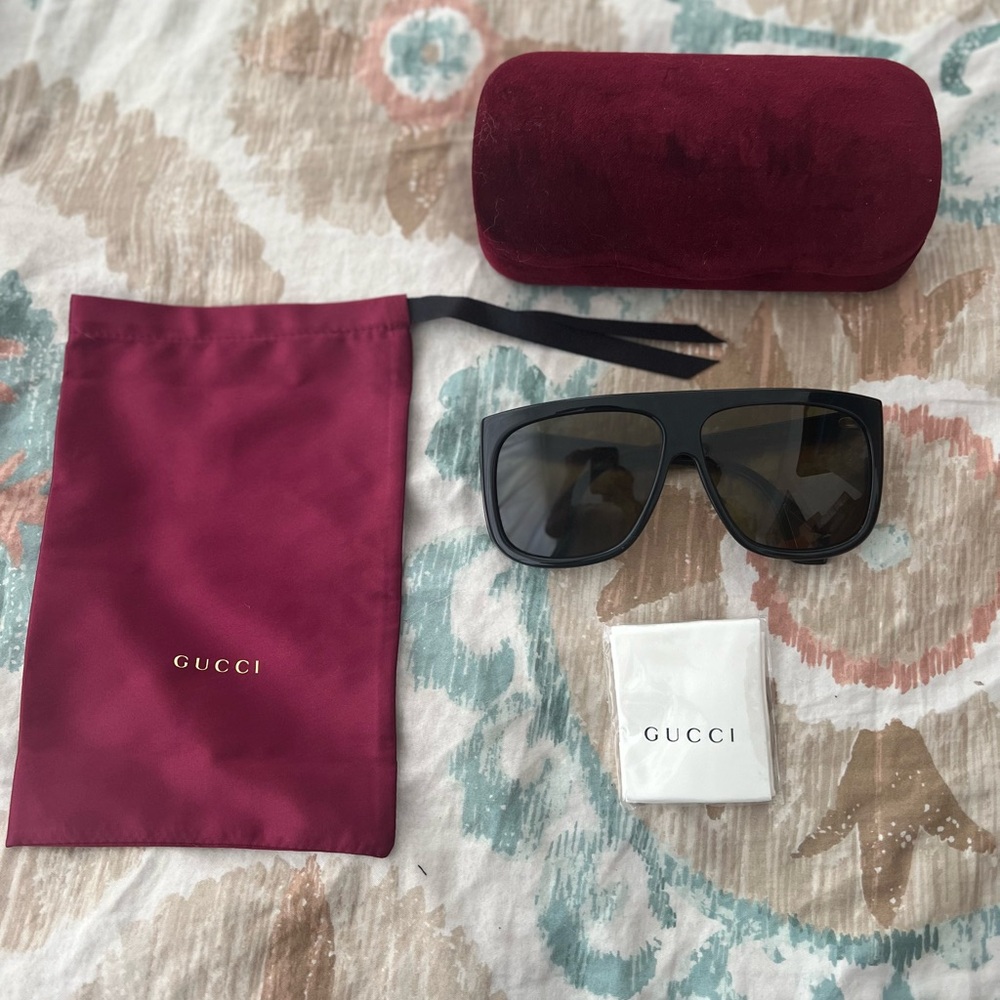 NWT GUCCI Plastic Large Aviator Sunglasses